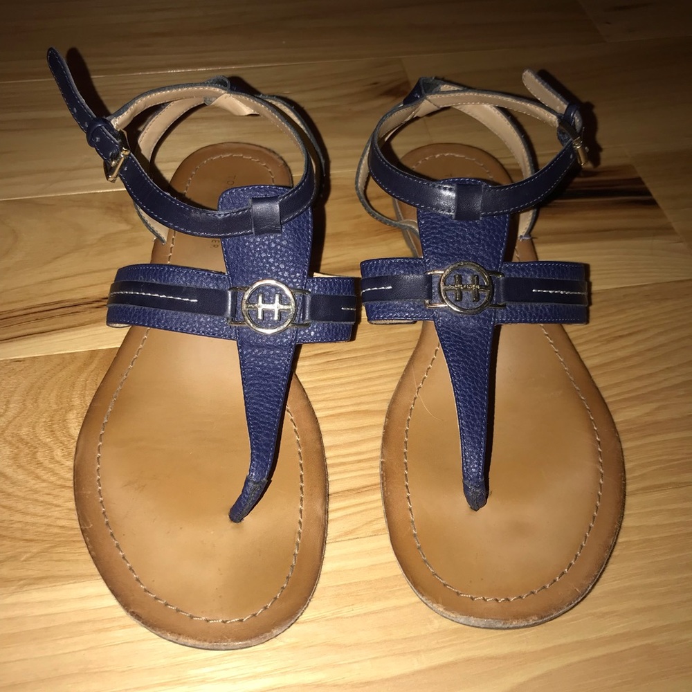Tommy Hilfiger navy sandals!
